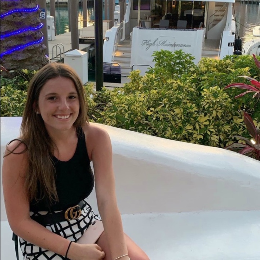 Meet your Posher, Victoria